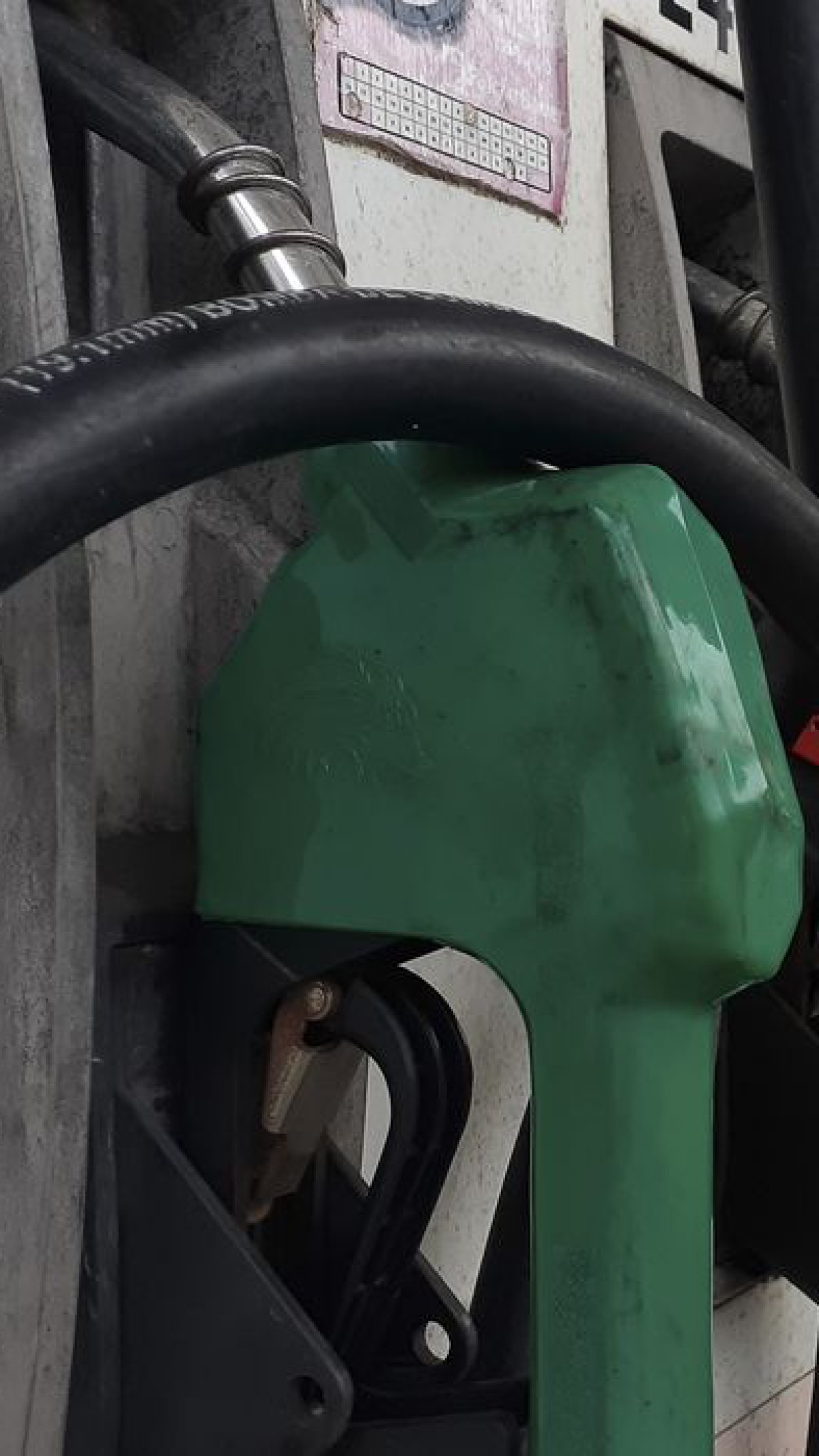 ARENE Avalia Qualidade Dos Produtos Petrolíferos em Moçambique